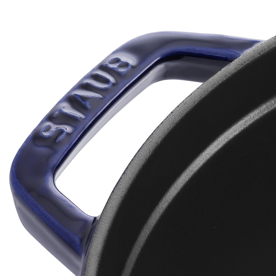 STAUB La Cocotte 6.75 L Cast Iron Round Cocotte, Dark-Blue (Visual Imperfections - B STOCK)