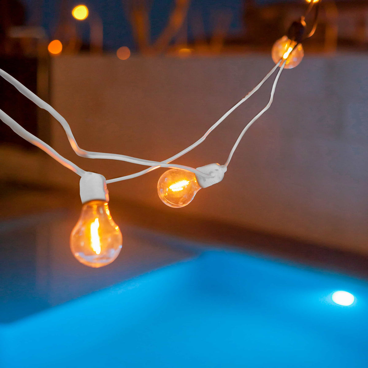 Allegra<br> Solar-charged Garland
