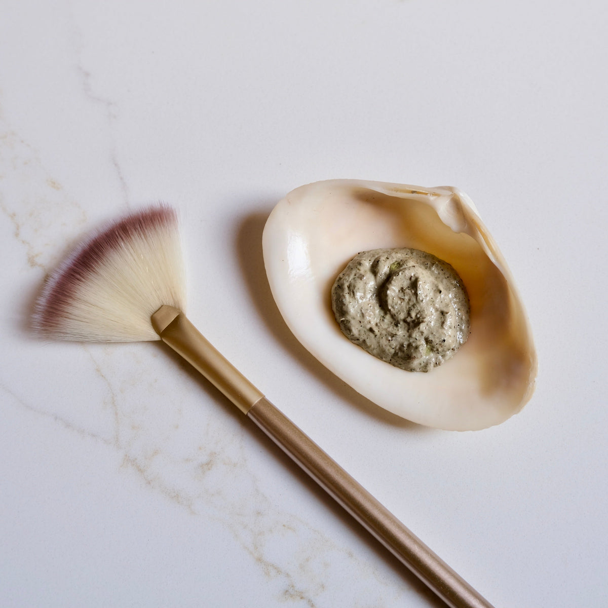HERBAL MUD CLAY MASK