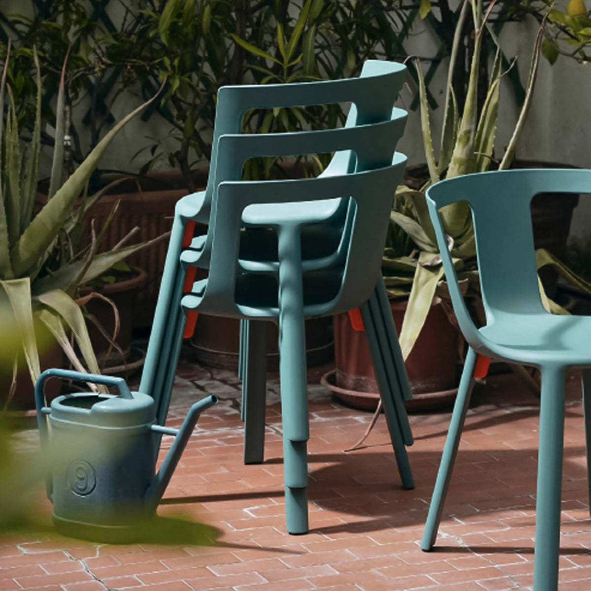 FLA Chair<br> Indoor & Outdoor Use
