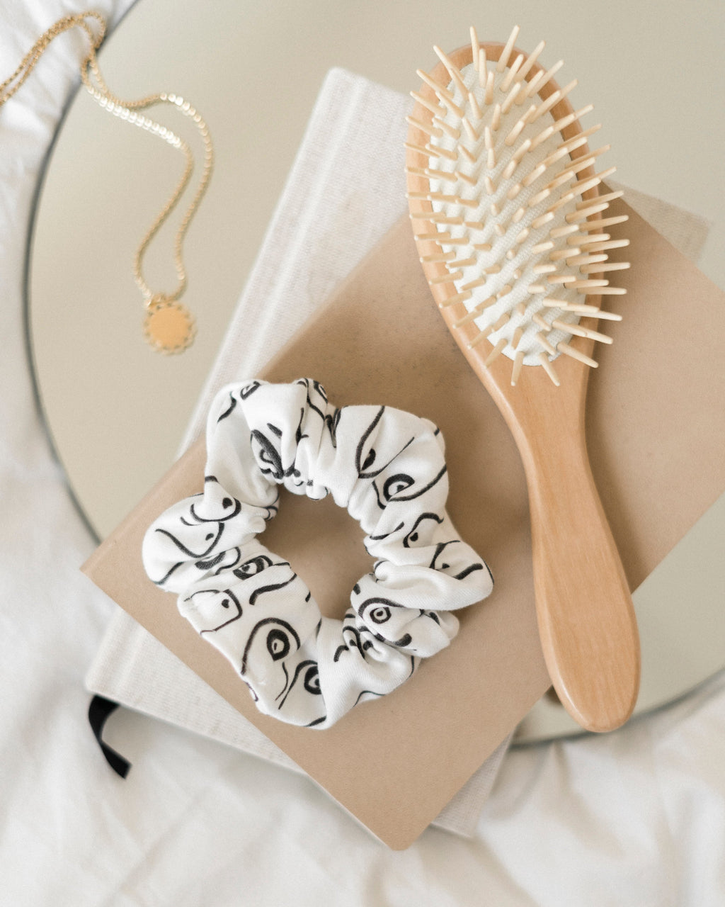 Hair Scrunchie - Woman Series