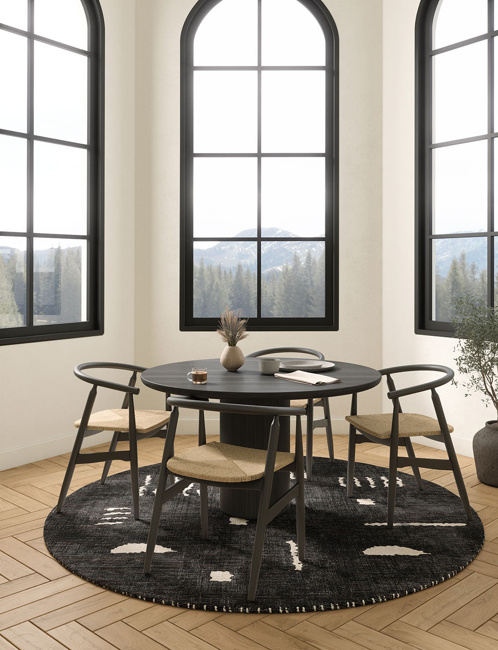 Jama Black Rug