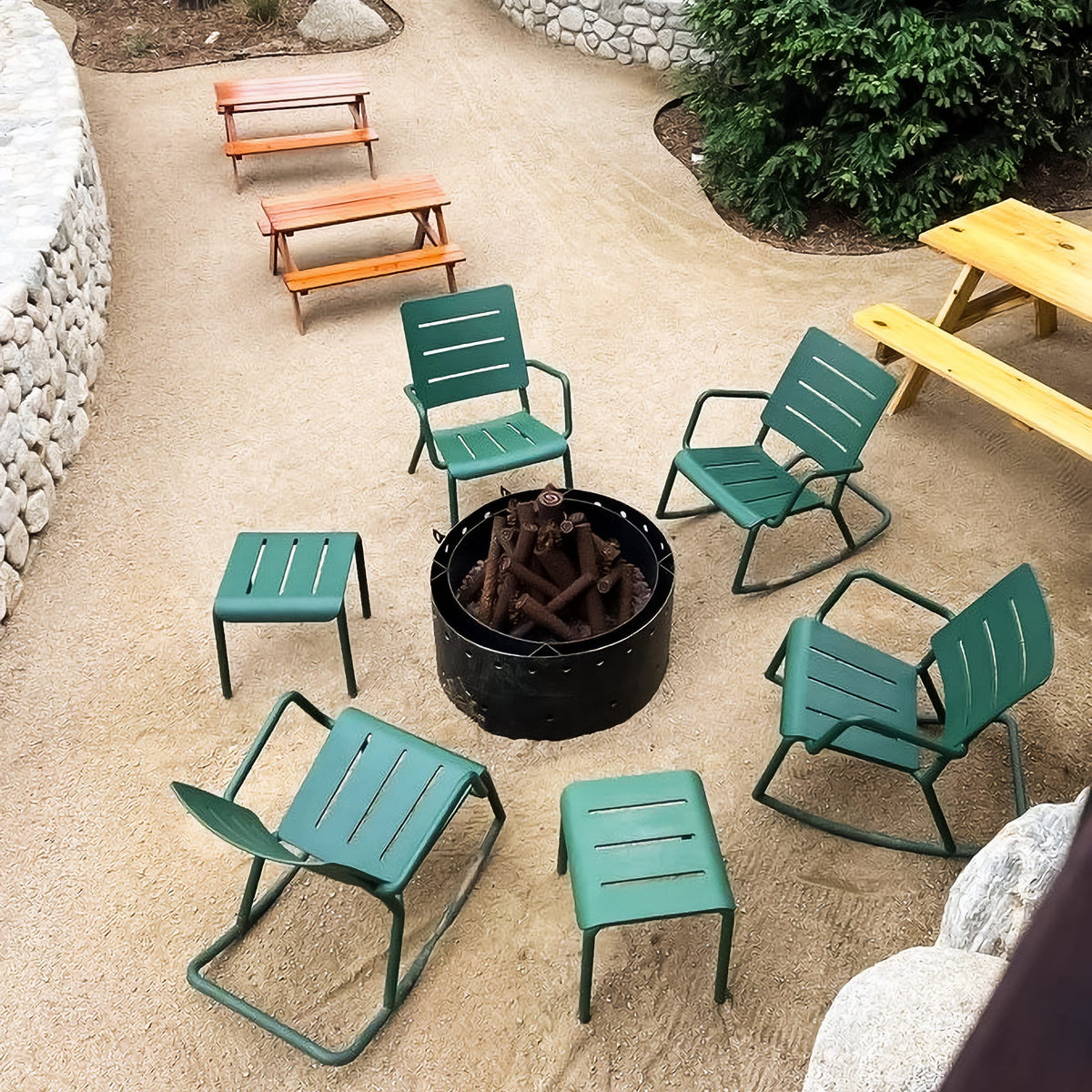 OUTO Hocker<br> Indoor & Outdoor Use