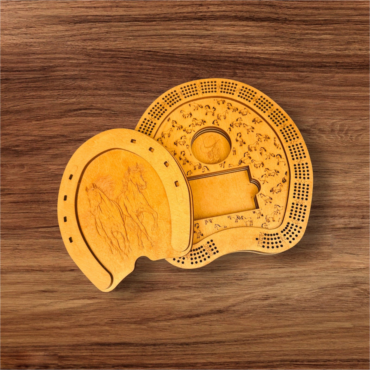 Horseshoe Cribbage Board – Handmade Wooden Horse Design with Peg Storage