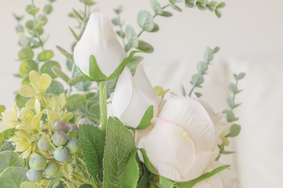 Jaco Artificial Flower Bouquet 20''X8''
