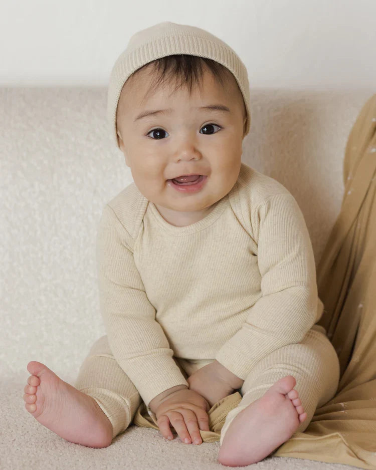 Baby Beanie | Heathered Natural | Quincy Mae