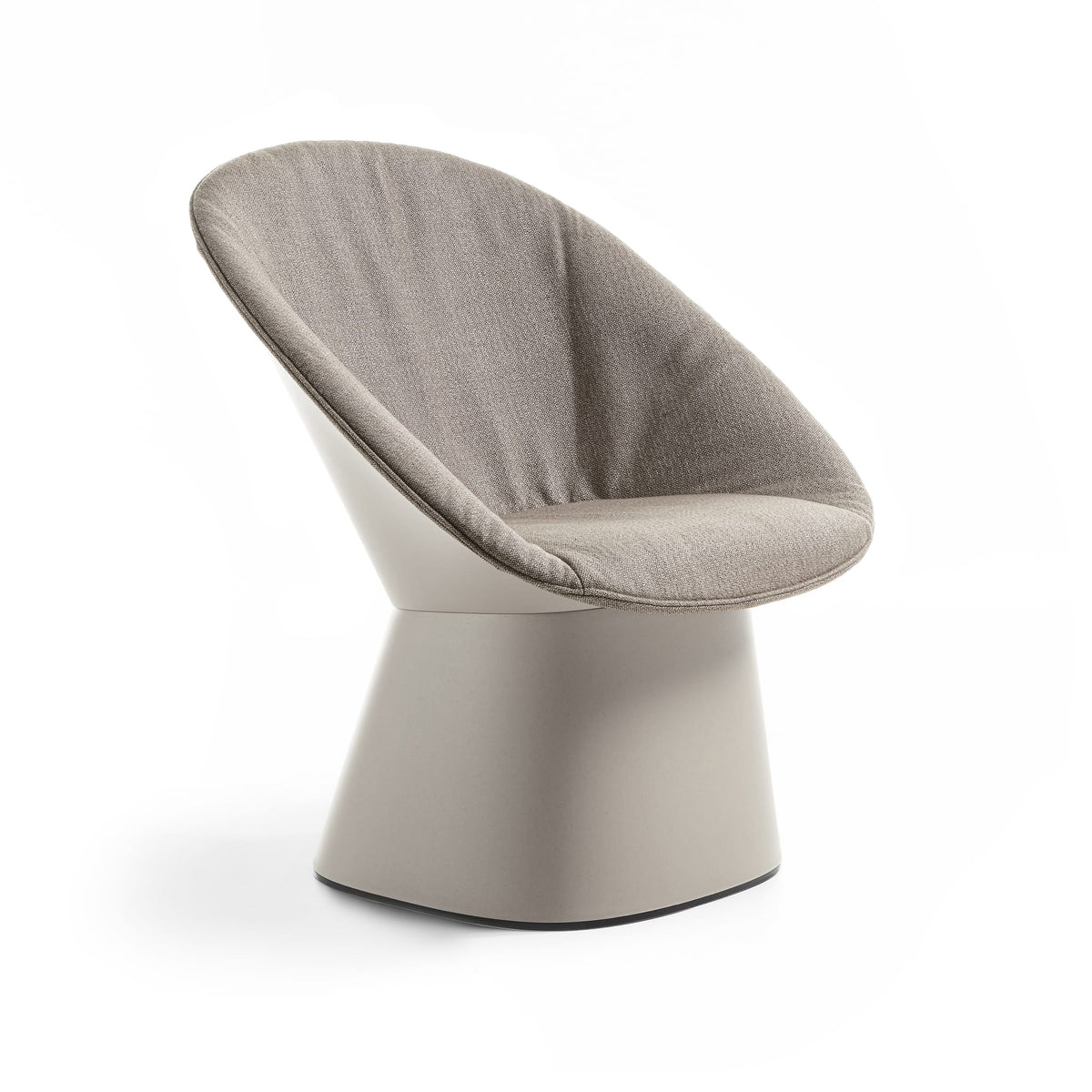 Sensu Lounge Chair<br> Indoor & Outdoor Use