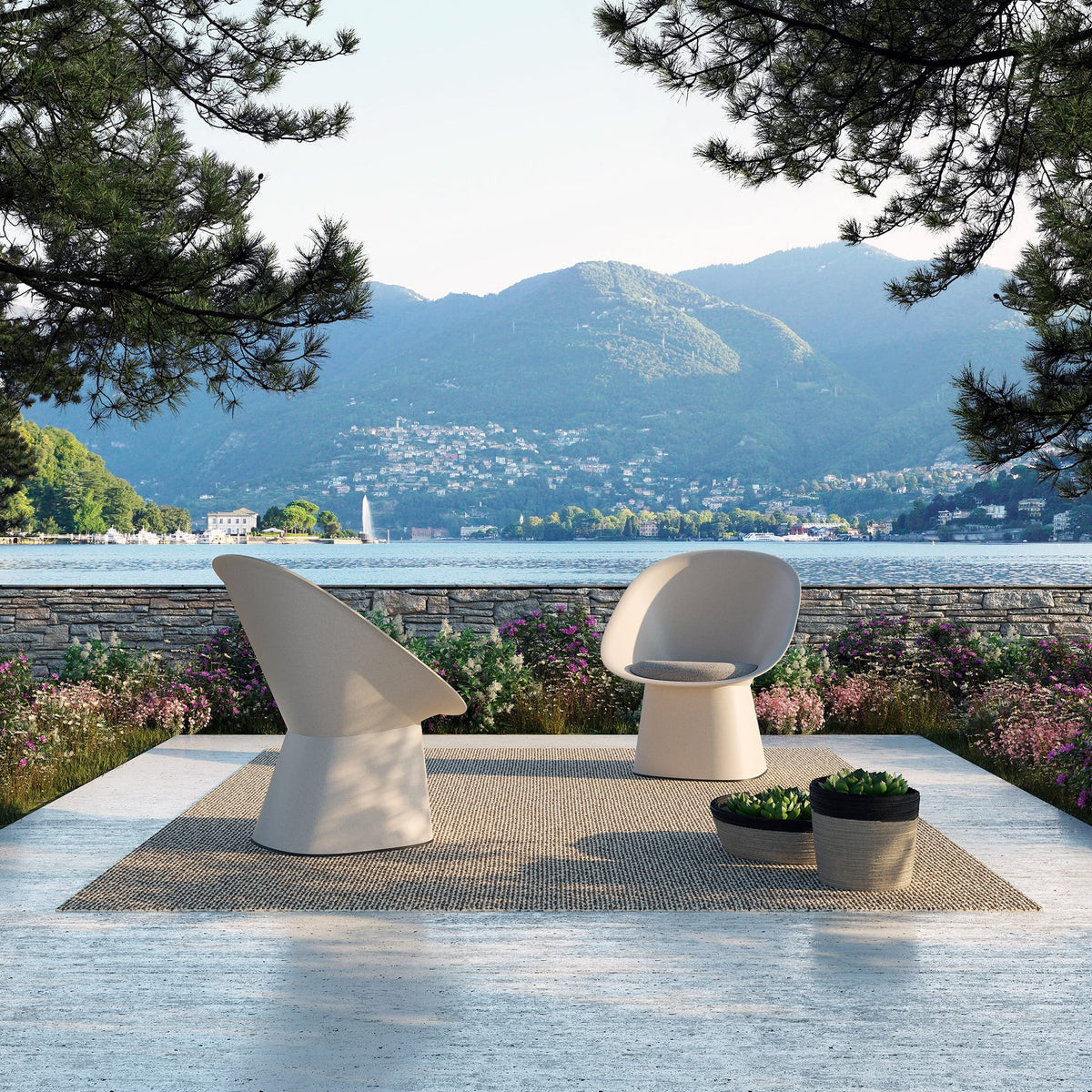 Sensu Lounge Chair<br> Indoor & Outdoor Use