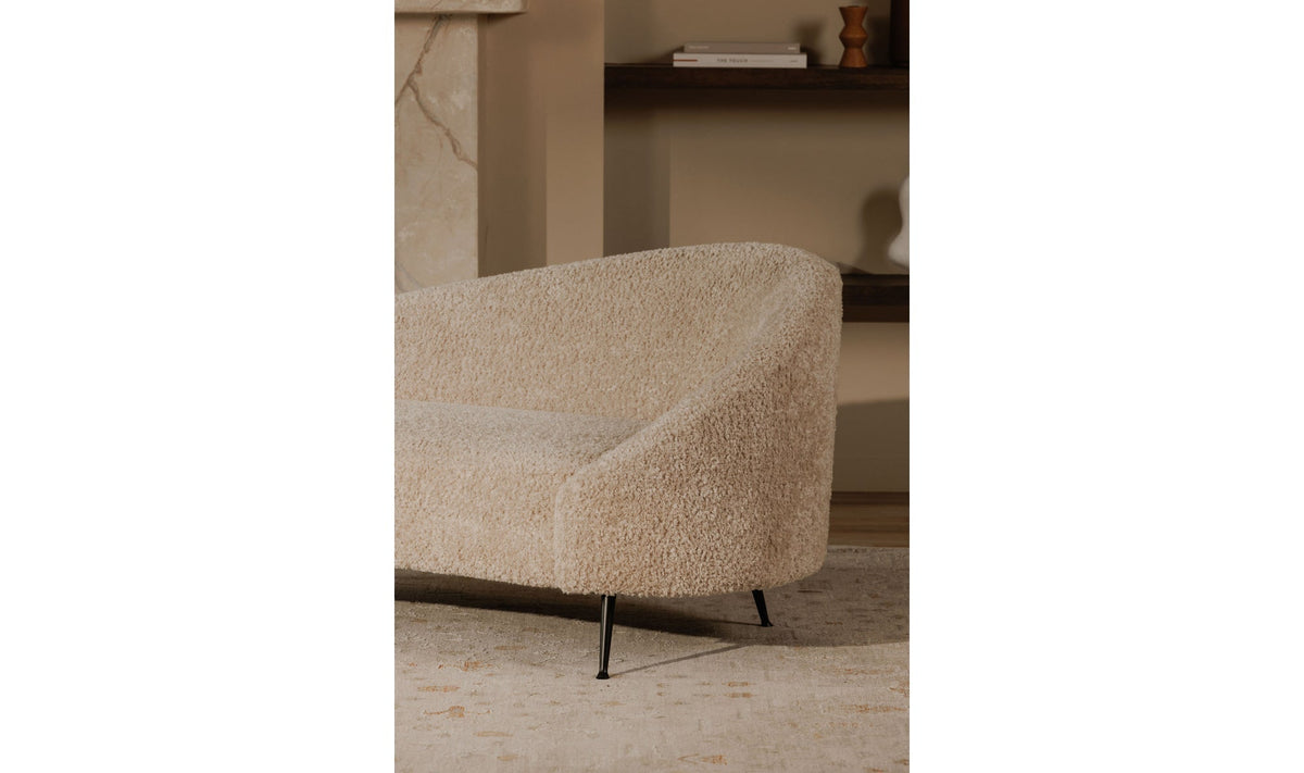 Amadora Chaise