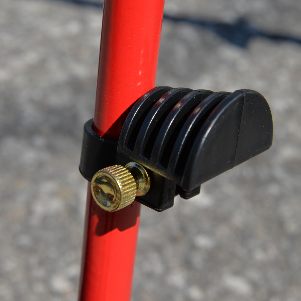 51" Italian Steel Tripod Easel