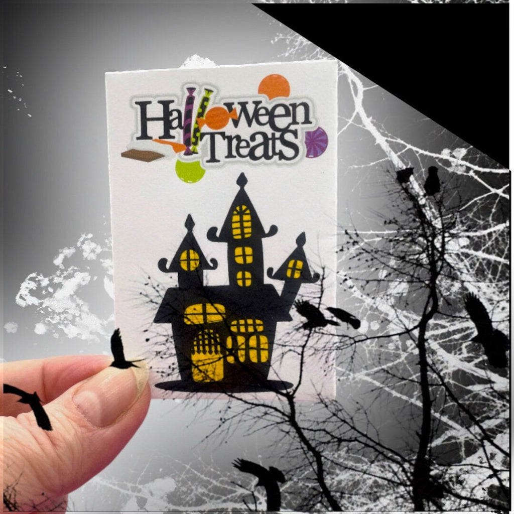 Seed Packages - Halloween - Themed for Party Favors or Trick or Treaters - Includes 10 Packages of Pumpkin Seeds