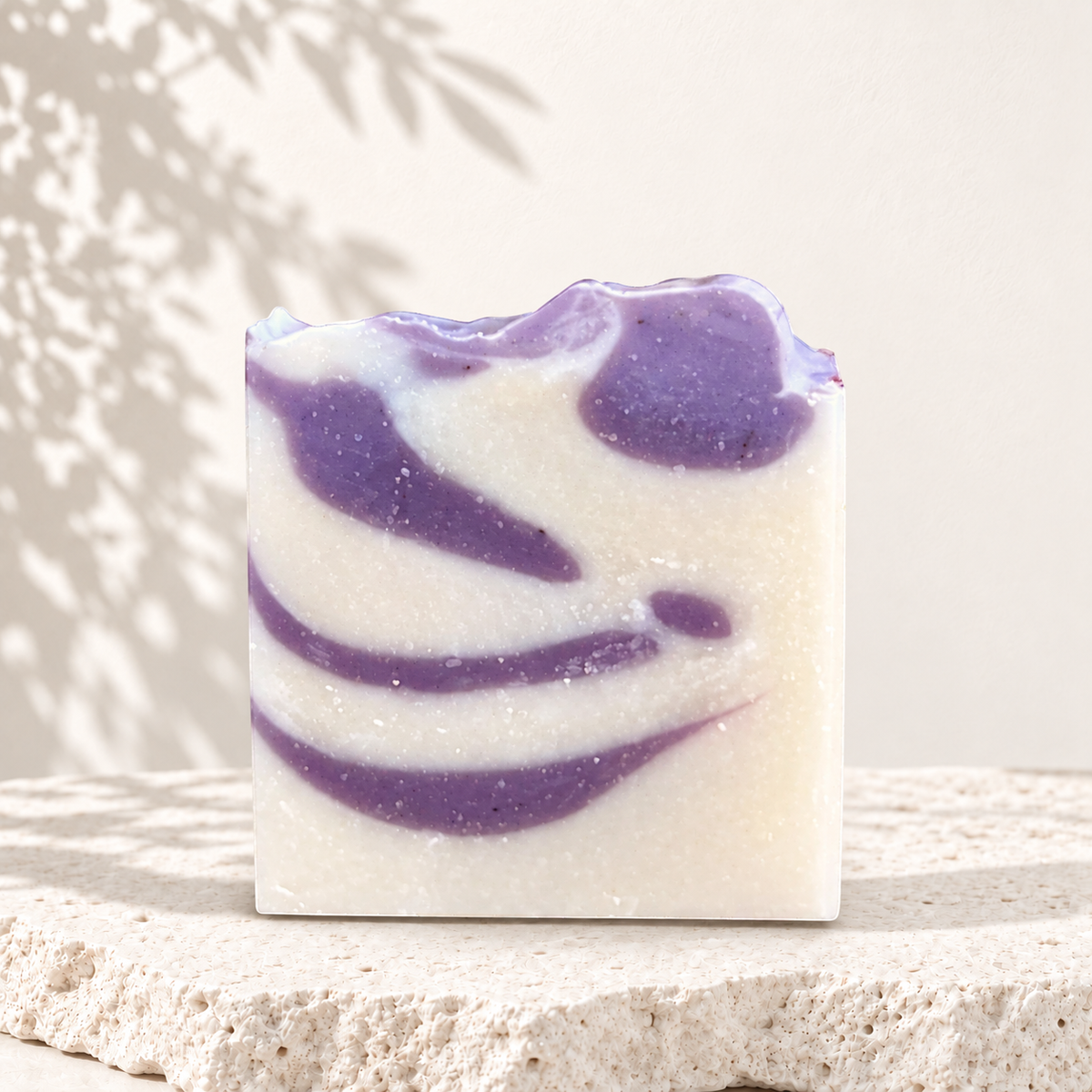 Savon à l'argile brésilienne WHITNEY huile d'avocat et lilas